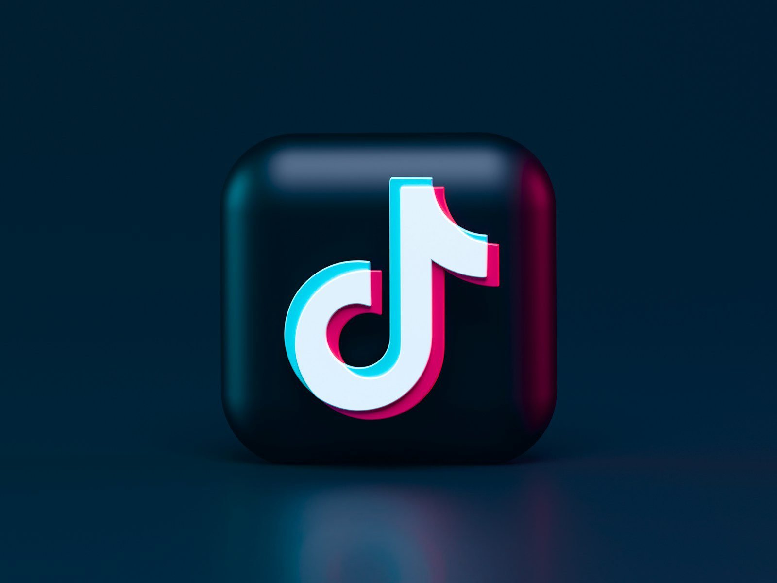 TikTok in 2025: How the Platform is Redefining Social Media, Search, and Content Creation